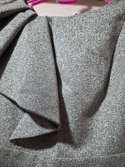 Продаётся красивое платье размер м