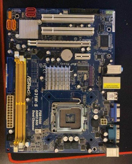 Placa de baza , procesor, ram si cooler procesor.