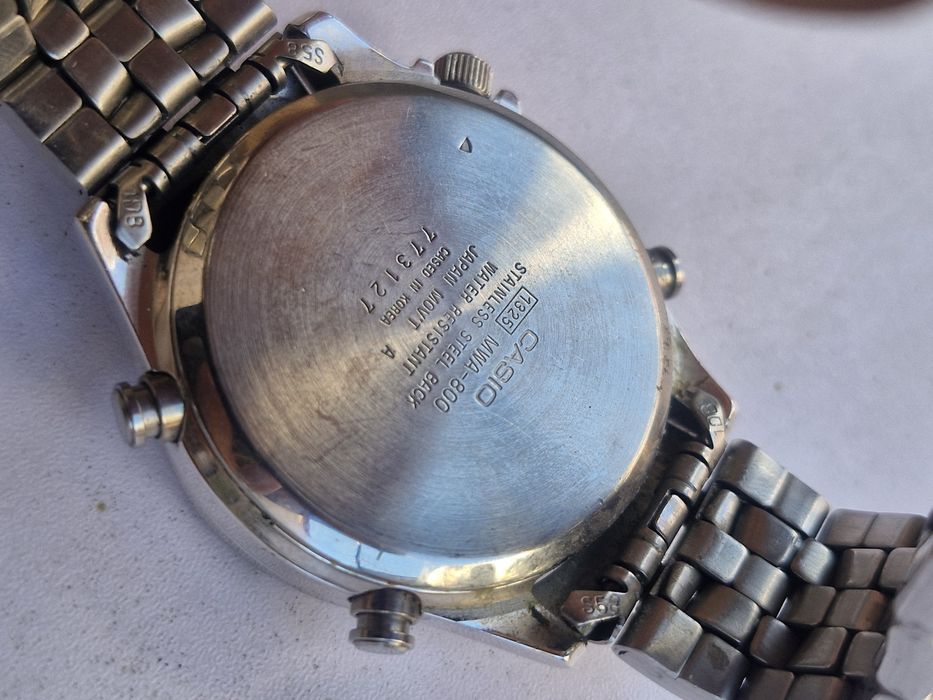 Часовник Casio MWA-800