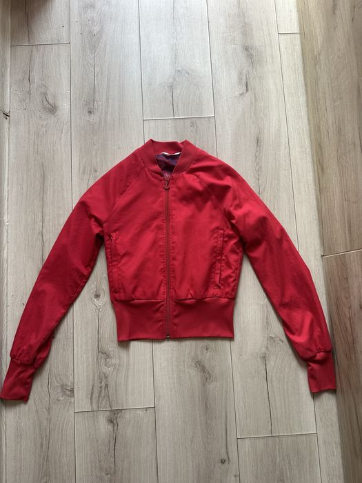 Адидас оригинална червена горница