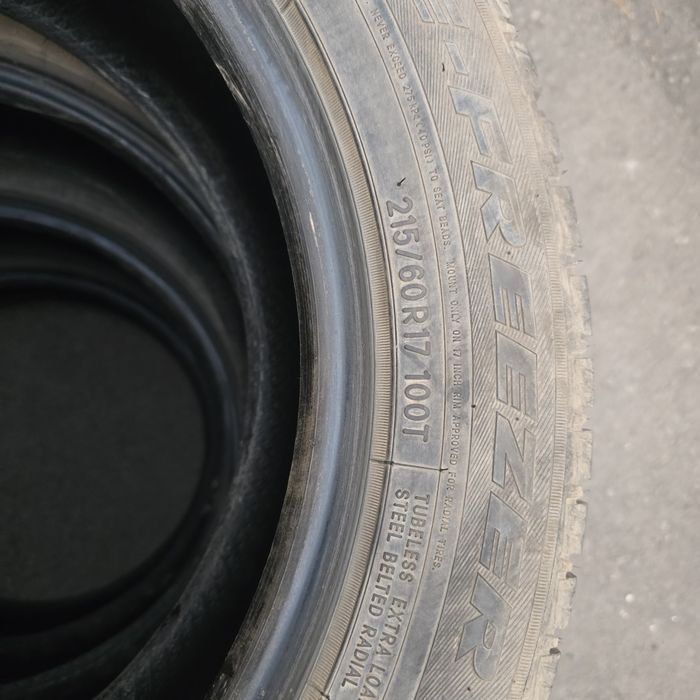Продам шины зимние шипованные