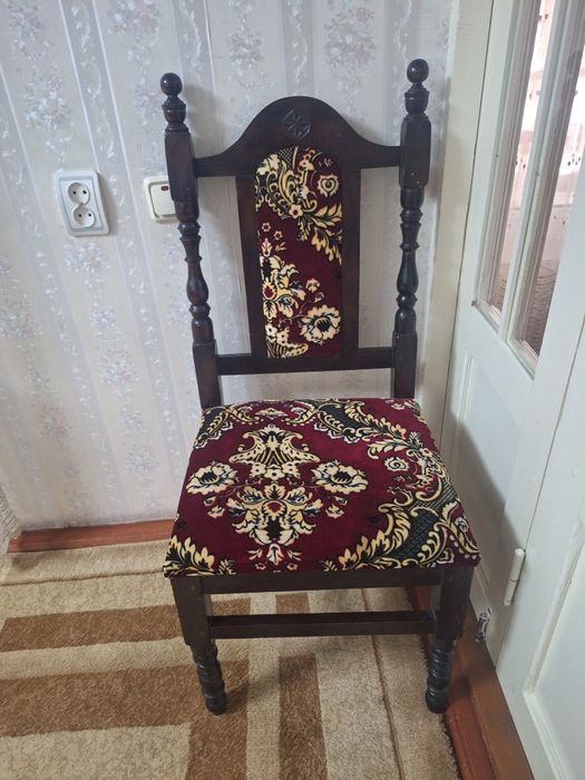 Сотилади Стулья 12 дона