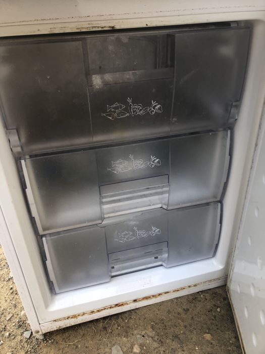 Холодильник Холодильник