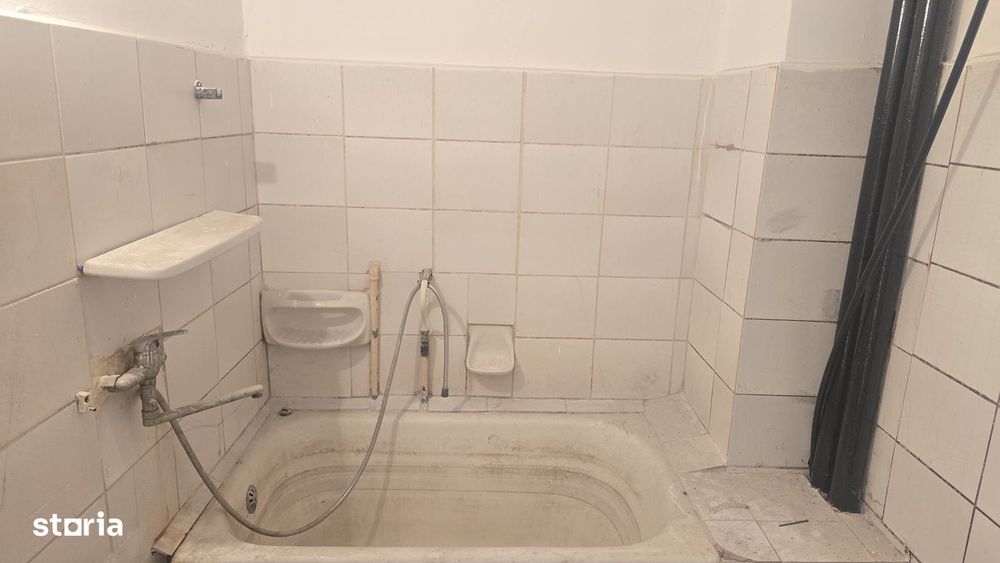 Vand apartament cu 2 camere in Deva, zona Dacia,