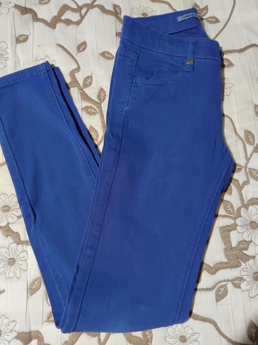 Дънки на Stradivarius