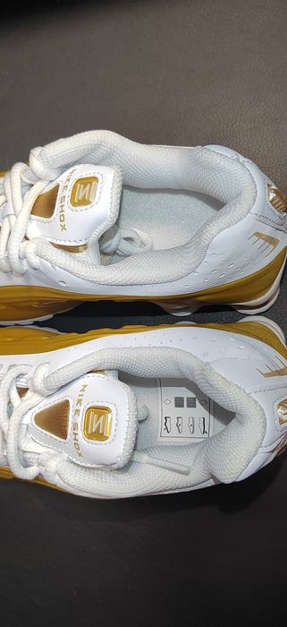 Nike Shox R4, номер 36