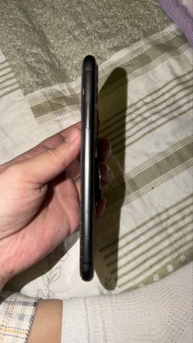 На запчасть iphone 11