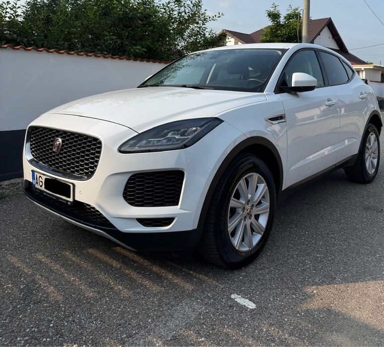 Jaguar E Pace alb