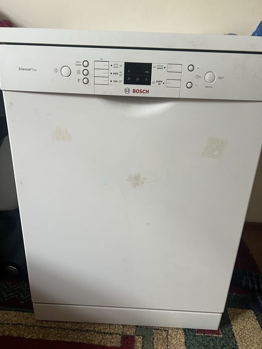 Продаю посудомоечную машину