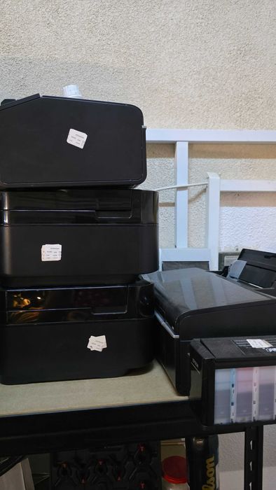 Imprimanta Epson L805 L810 L850 cu diverse defecte