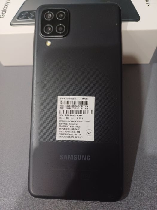 Продам телефон Samsung A12