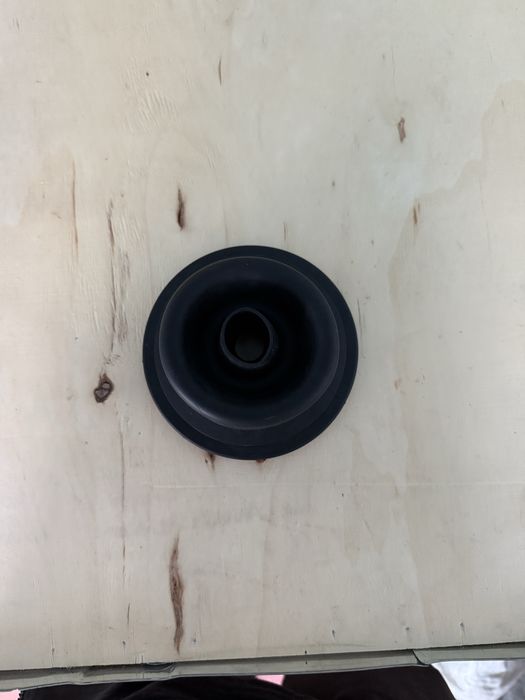 Кожух кулисы бмв е34