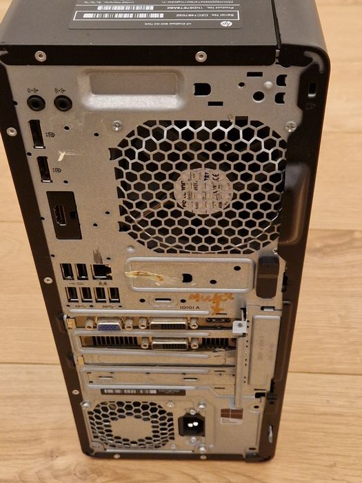 HP EliteDesk G3 (I5 gen 7, Asus GTX 750TI DDR4 16GB, SSD + HDD 1TB)