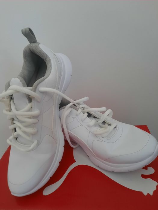 Adidasi Puma marimea 36