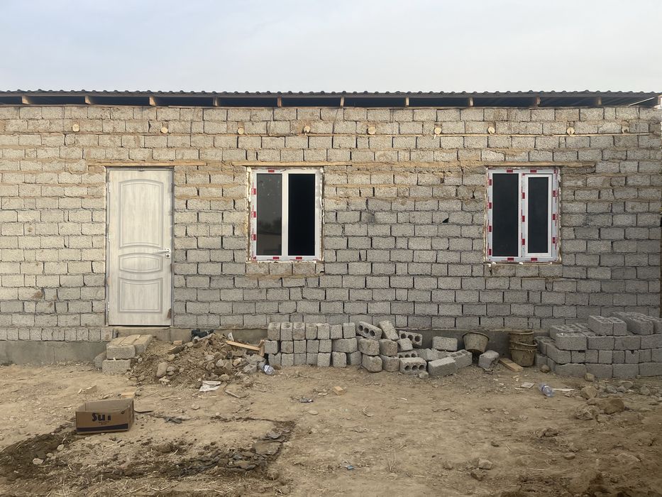 Уй сотилади 1 .5 ярим сотик