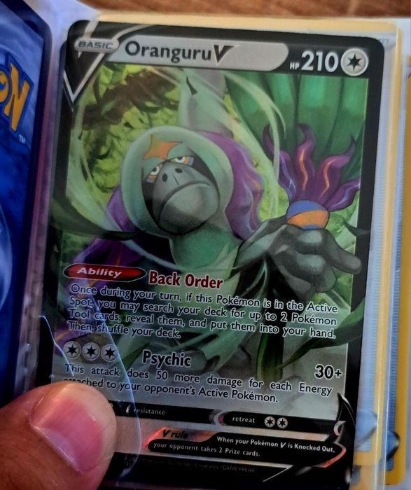 Vând lot Pokémon TCG format din 5 mini albume cu cărți Pokémon.