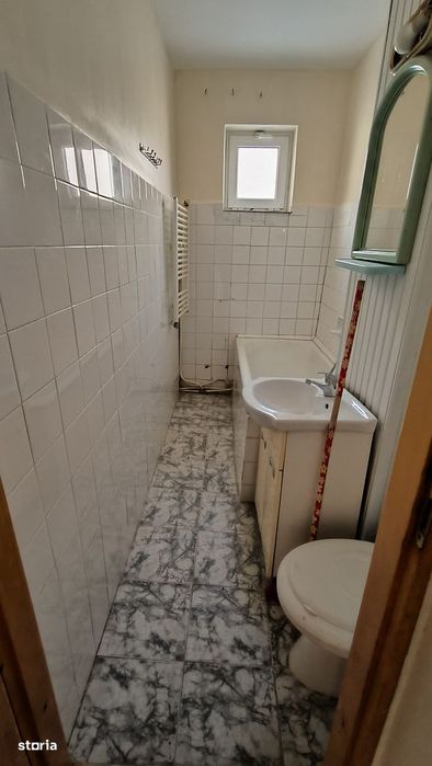 Vand/Schimb Apartament 2 Cam. Parter Central Cabinet/Spatiu Comer. !!!