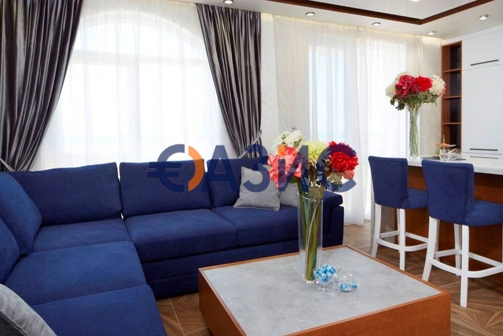 3-стаен апартамент на 6-ти етаж, Вила Сардиния, Свети Влас, България -