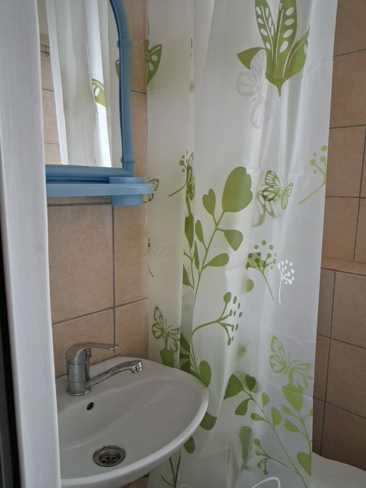 Inchiriez garsoniera