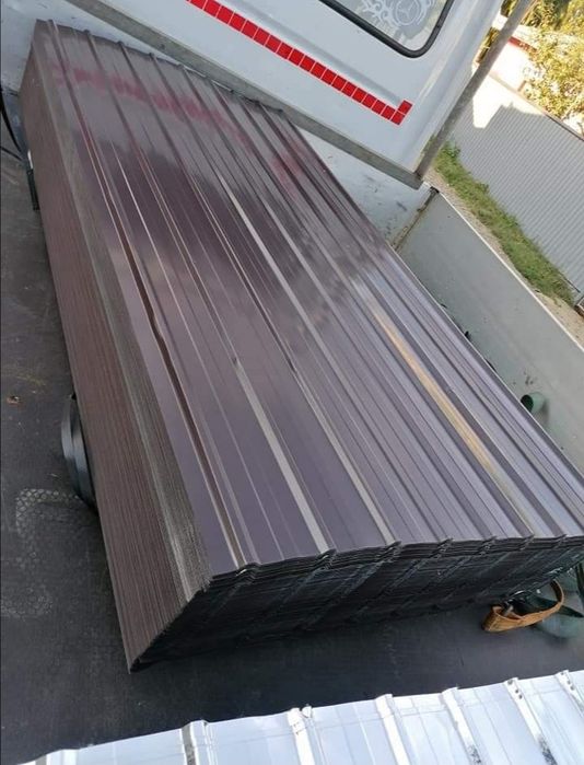 Tabla cutata colorata și zincata