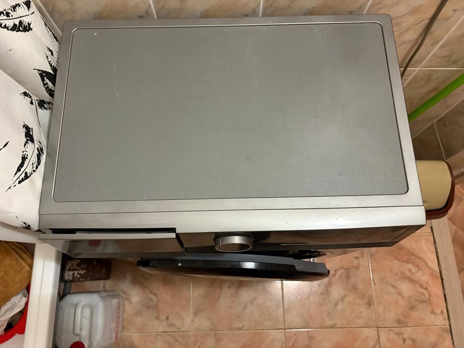 Продаю стиральную машину!