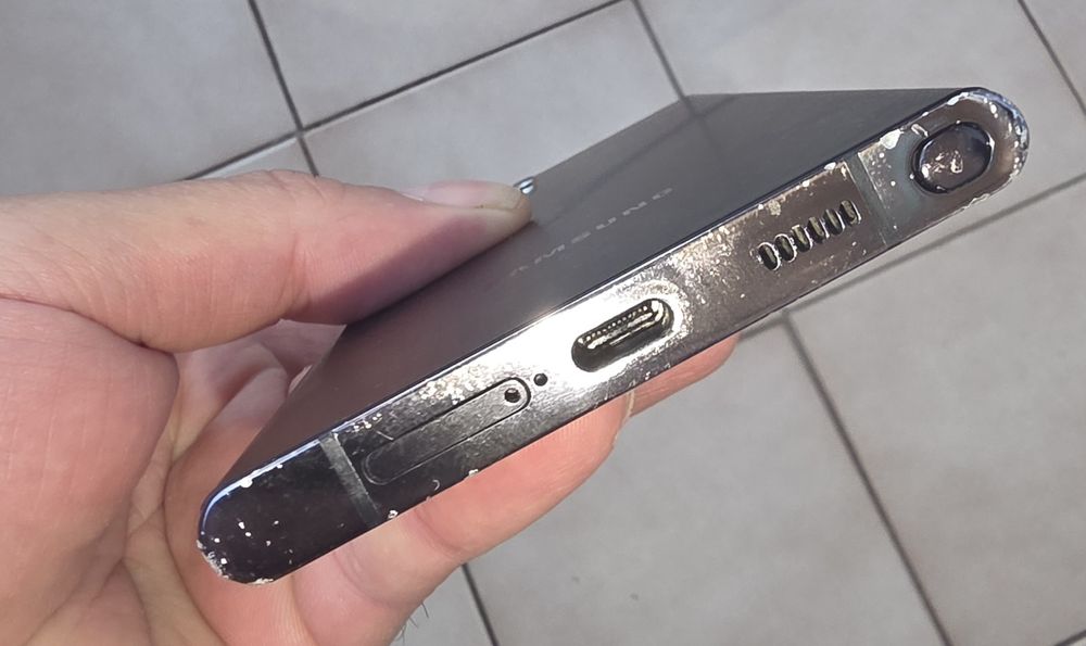 Galaxy S22 Ultra/5G/8/128GB.