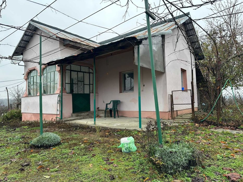 Casa de vanzare comuna