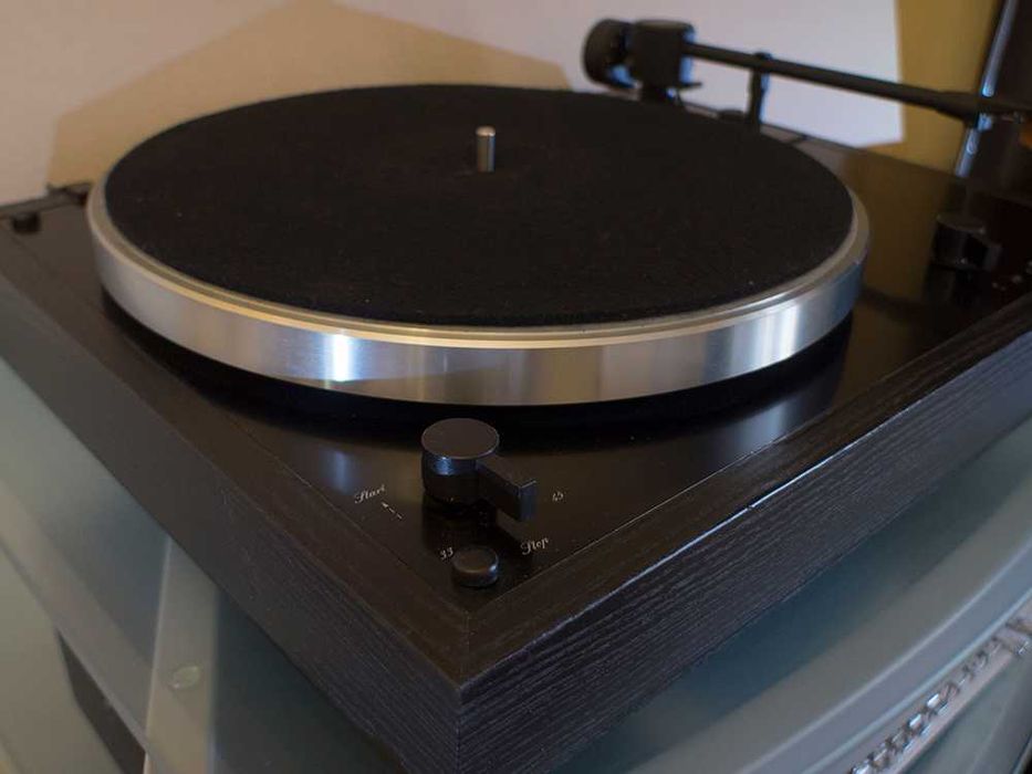 Thorens. Проигрыватель.