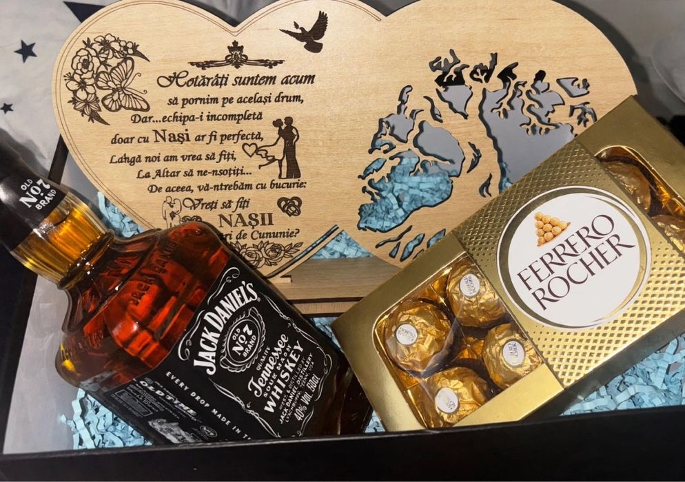 Cutii cadou personalizate pentru cele mai speciale momente!        (Prețurile difera in funcție de modelul ales .)
