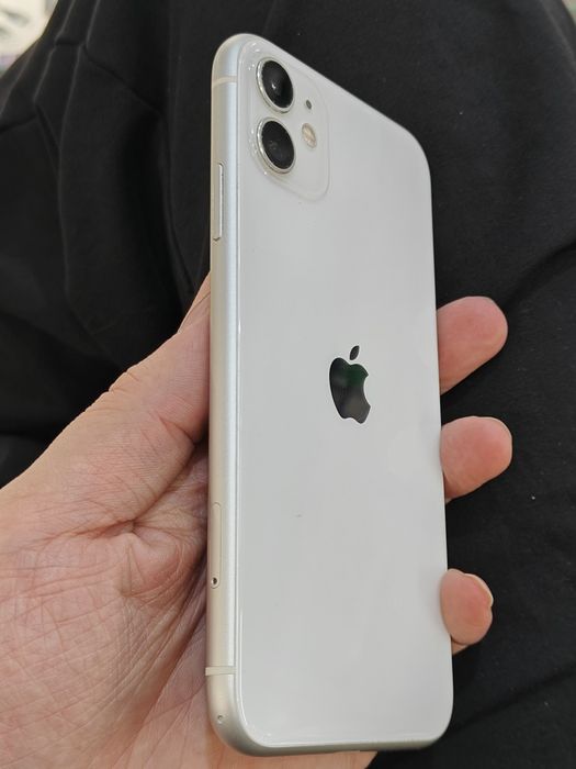iPhone 11 128gb отличный