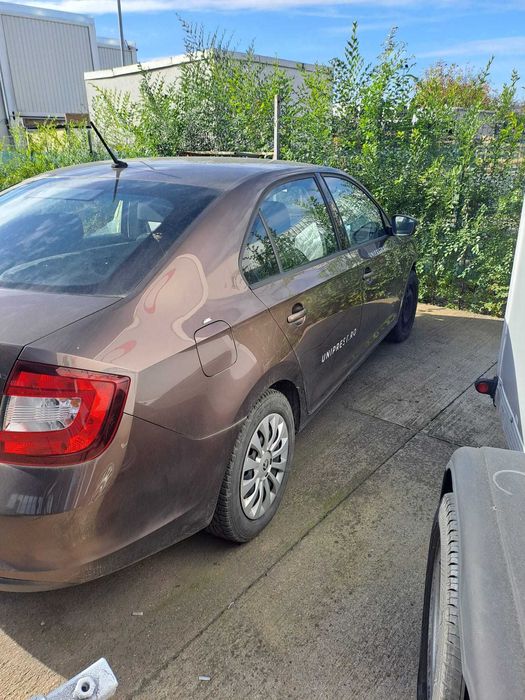 De Vanzare Skoda Avariat