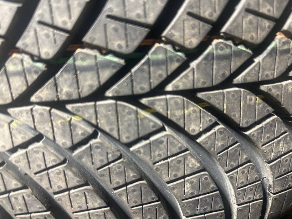 Vand douo cauciucuri noi ne folosite