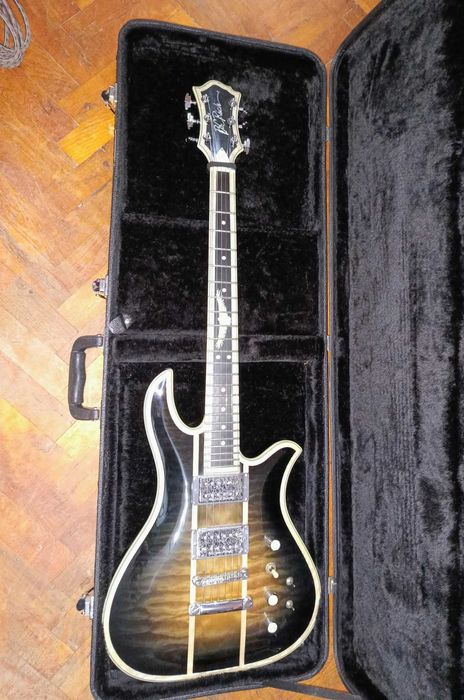 Куфар за електрическа китара