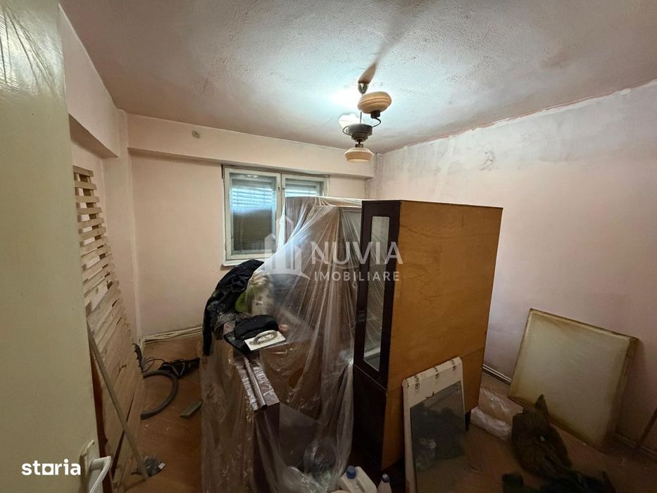 Apartament 3 camere, zona Centru
