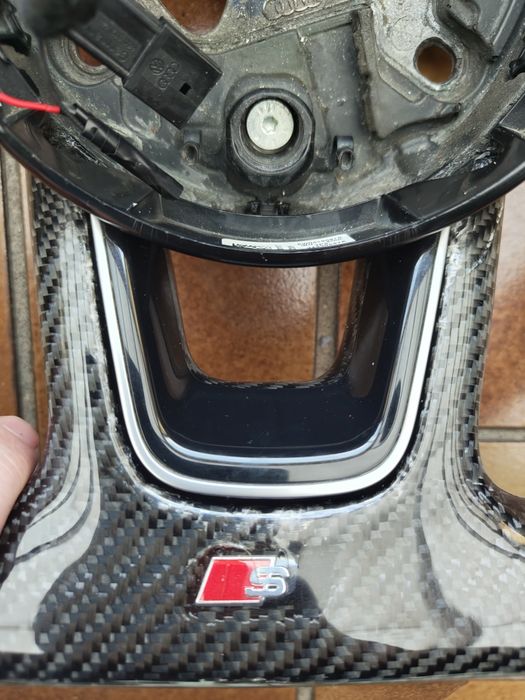 Vând volan audi A4 B9 compatibil cu audi A6 c7 (decodor defect)