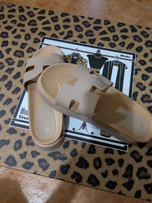 Нови дамски чехли