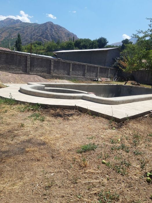 Продается срочно супер скидка, находится 15 мин от Нанайского водопада