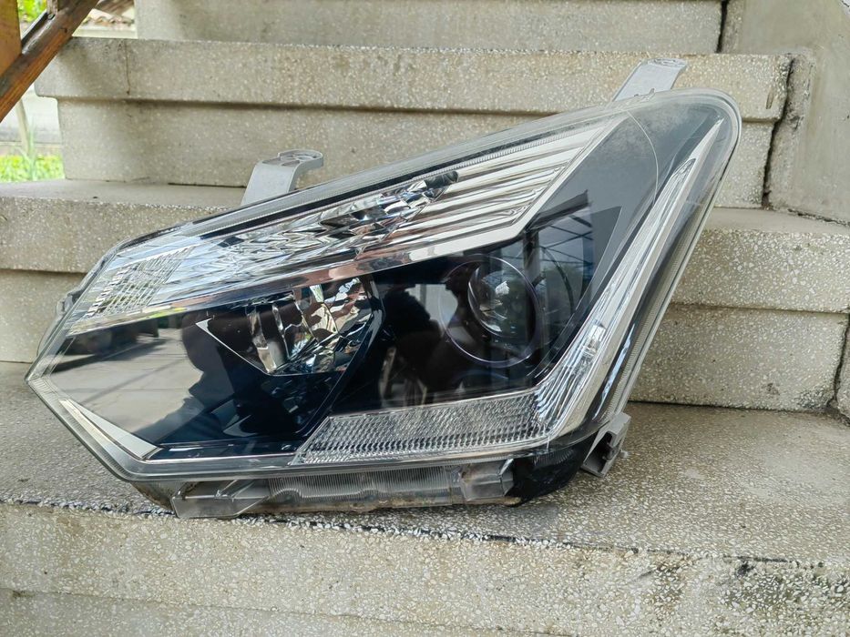 Фар Isuzu D-Max LED ляв / Фар Исузу Д-Макс Оригинален