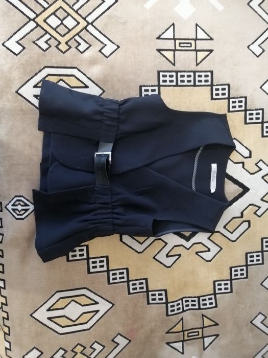 Продам школьную одежду