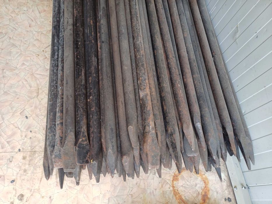 Ranga militara spit/dalta ,fabricata prin forjare , 1,3  m /6kg/diametru-32mm