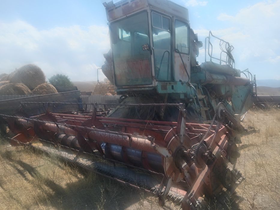 Продам конбаен на полном ходу