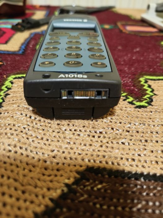 Telefon ERICSSON A1018s