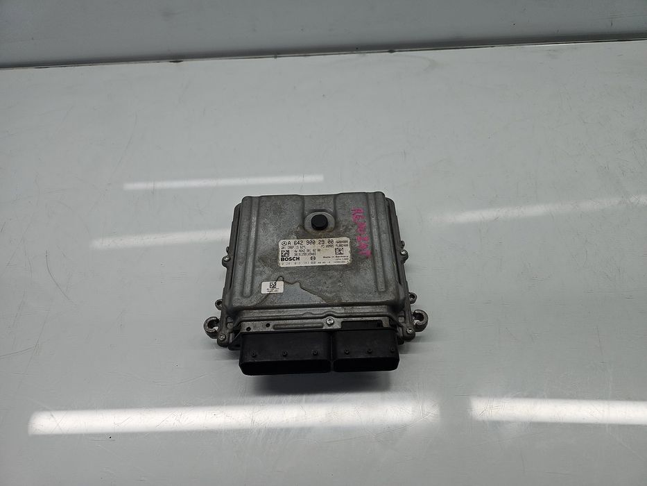 Calculator motor ECU Mercedes Clasa E (W212) AMG [Fabr 2009-2016] A642