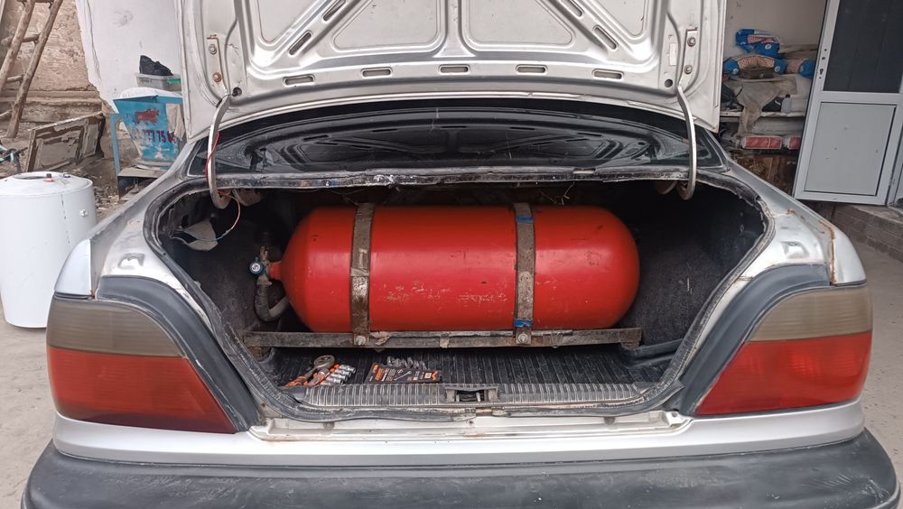 Некся 1 сотилади 1999 йил