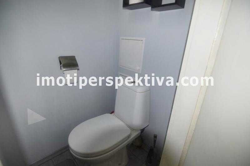 Продава се Тристаен апартамент в Пловдив, Кючук Париж - 82 кв.м за 1592 €/кв.м - Снимка #10