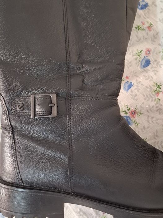 Жен.сапоги фирма "ECCO " телячая кожа MADE IN SLOVAKIA