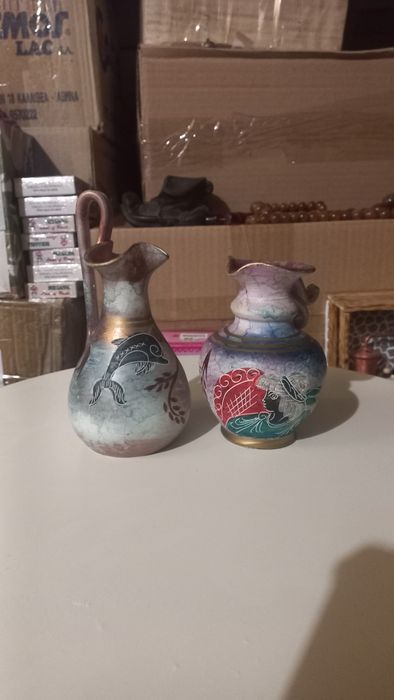 Малки съдчета ръчно рисувани