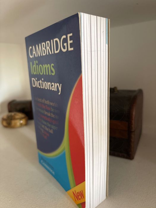 Cambridge Idioms Dictionary (engleza)
