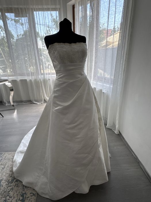 Rochie de mireasa. ST.Patrick