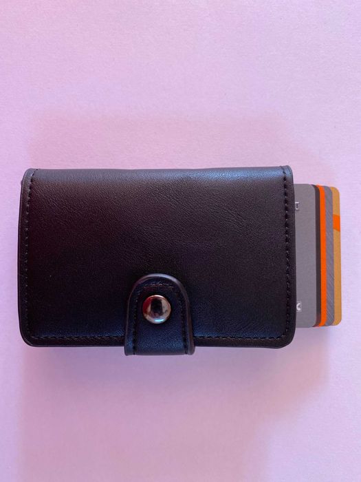 Card holder cu protectie antiefractie(RFID)